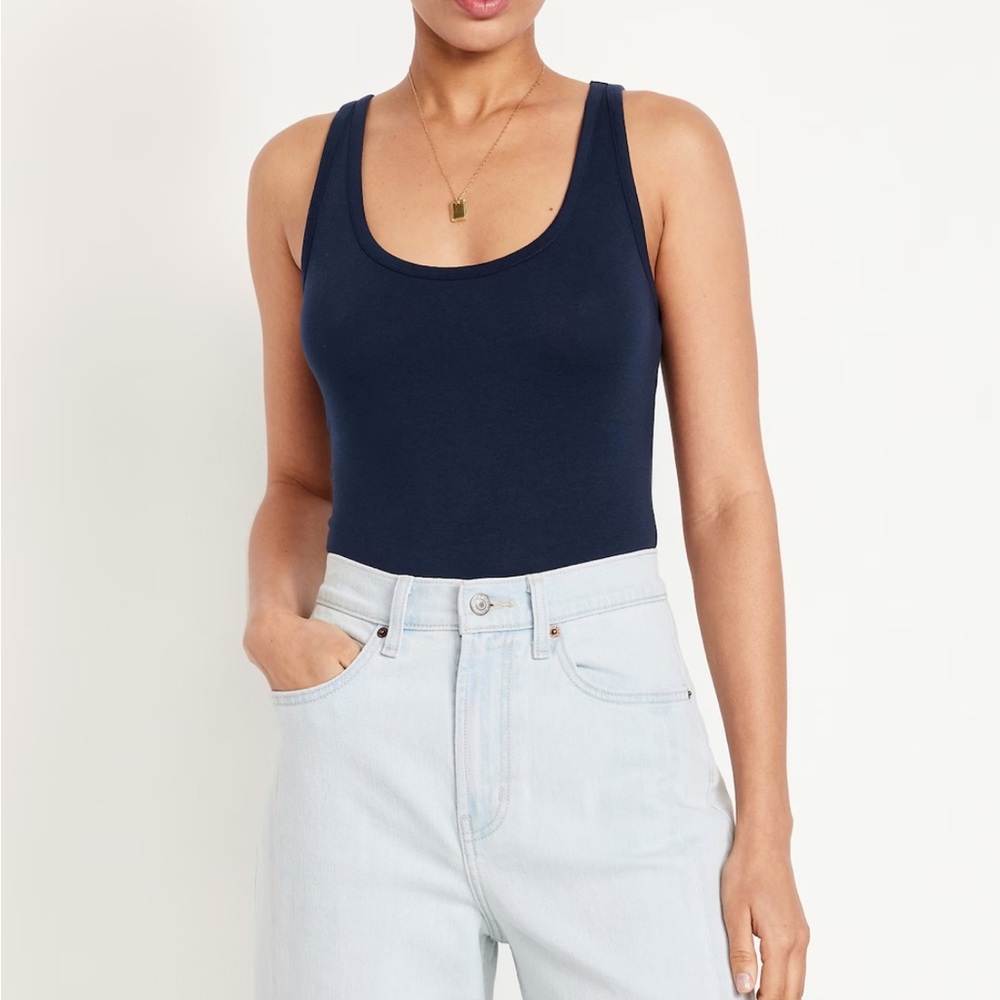 Abercrombie & Fitch Essential Scoop Neck Tank